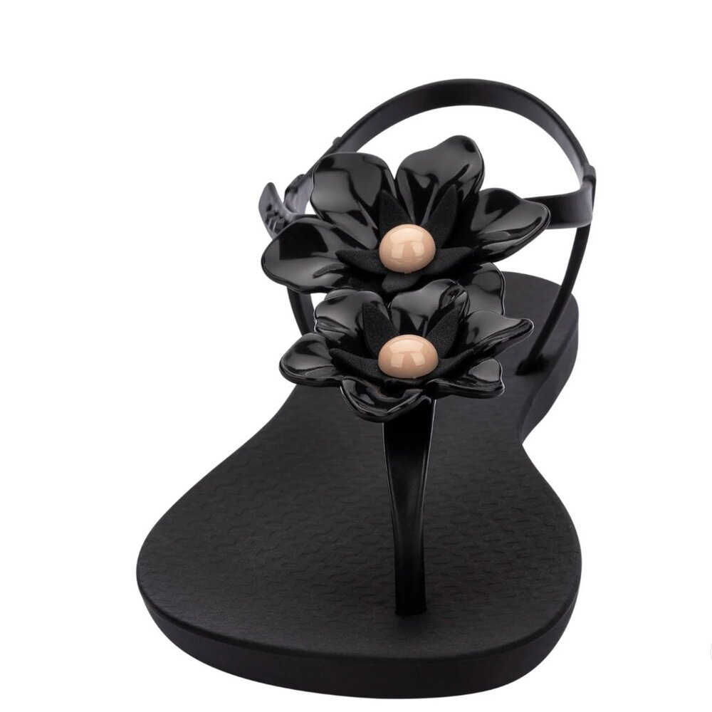 Ipanema Dou Flowers T-Strap Sandals - Brown/Beige